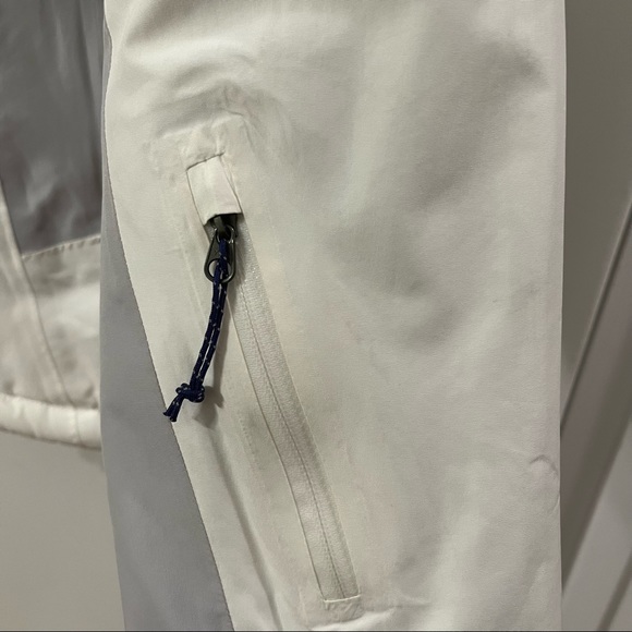 The North Face Summit Series Ski Jacket - White - Size S - Picture 10 of 16